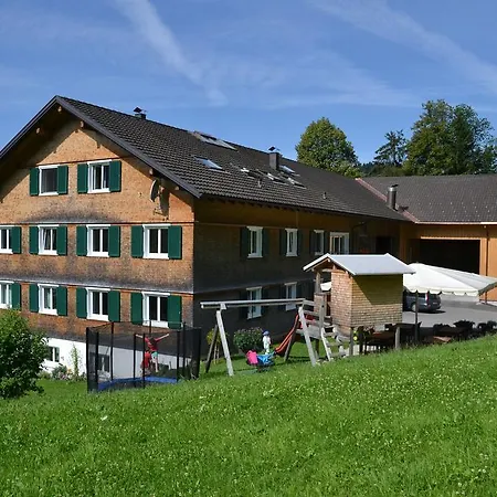 Frühstückspension Dürlinde 4*